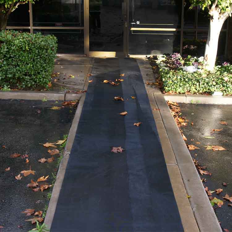 Fine_Rib_Action1_Large Corrugated fine rib black color angle