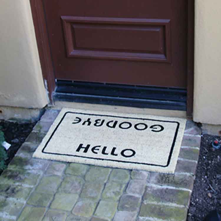 Hello_Goodbye_Action3_Large Doormats That Greet and Farewell Visitors