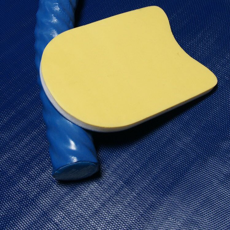 S-grip_action1-2_Large Blue color PVC Drainage Mat placed on floor