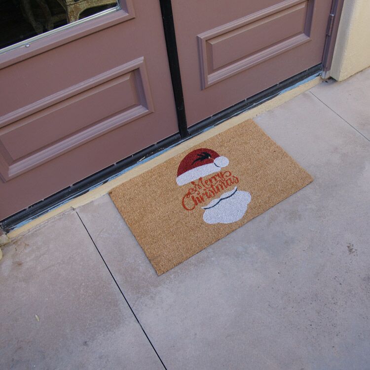 sants-favorite-with-bootscraper-01-action_Large Santa’s Favorite Outdoor Christmas Doormat