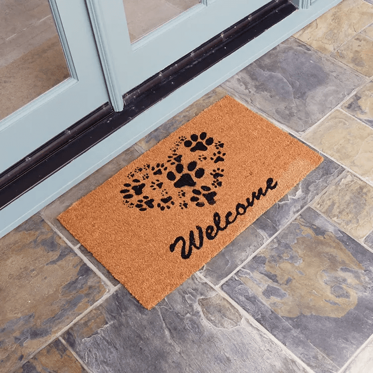 heart-shaped-paws-02-action_Large Heart Shaped Paws Welcome Doormat In Front of Door