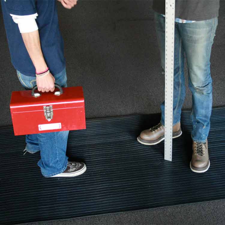 Composite Rib Action2 Angle2 Large Black Color Rubber Runner Mats with Extra Toehold in Wet Conditions 2 people standing