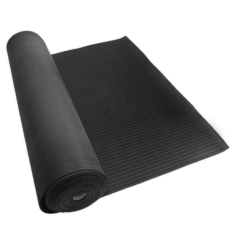 Composite Rib Roll Large Black Color Rubber Runner Mats with Extra Toehold in Wet Conditions rolled