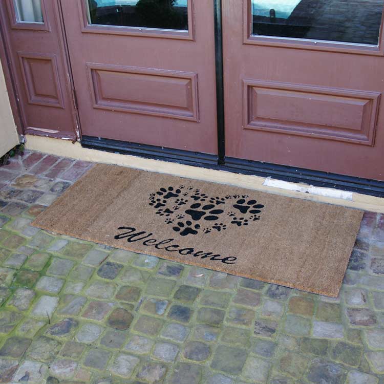 Heart_Shaped_Paws_Action2_Large Heart Shaped Paws Welcome Doormat In Front of Door