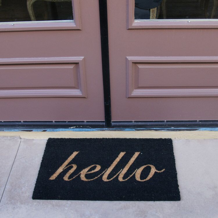 MinimalistExpression Action 02 750x750 1 A minimalist Expression just Hello doormat
