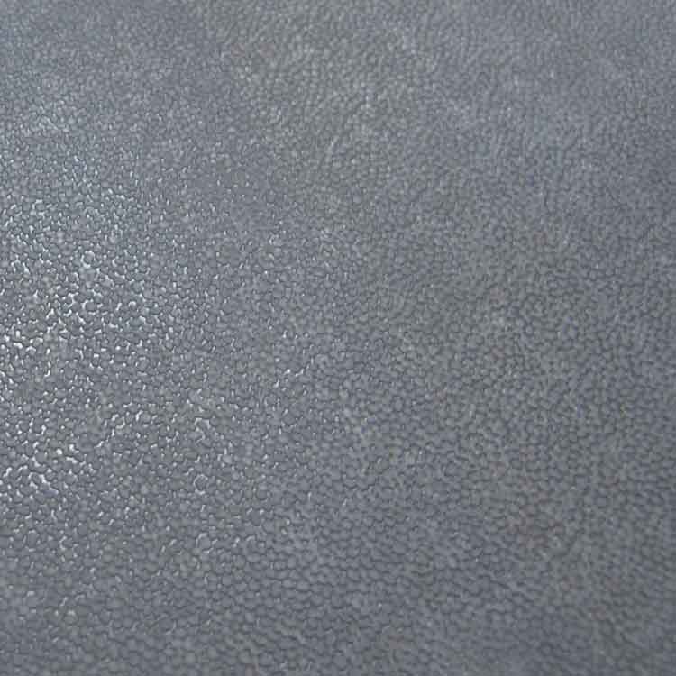 Tuff_N_Lastic_Texture_Shot_Large Black color Reclaimed Safety Rubber Mat Improves Traction and Resilience texture