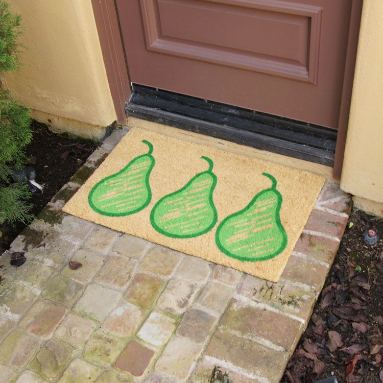bartellet_action2_Large Weather-Resistant Coir Mat Featuring Green Pear Fruits